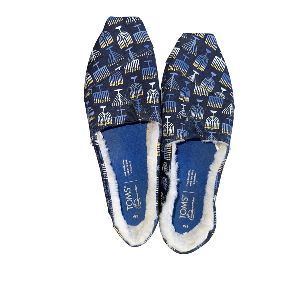 TOMS Hanukkah Menorah Slip‑Ons Women's 9 (Run Small) Glow in‎ the Dark Faux Fur